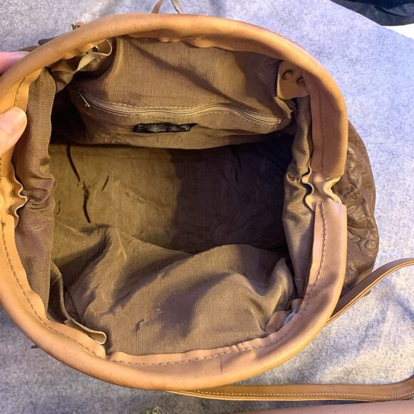 Vintage Arto New York Leather Shoulder Bag 70s 80s, Boho Hippie Purse, Large - Picture 3 of 11